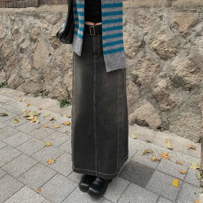Line back slit maxi denim skirt