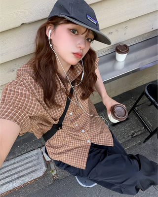 Gingham check half shirt