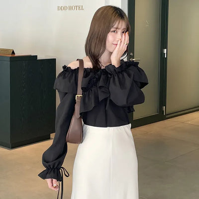 V-neck frill ribbon blouse