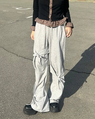 Easy pants with waist string ribbon detail