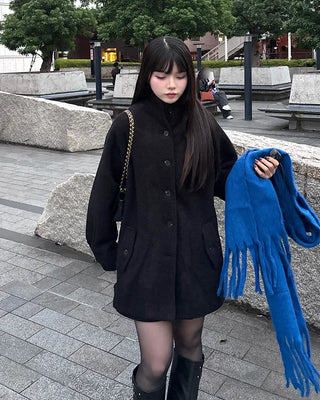 Back-slit half coat