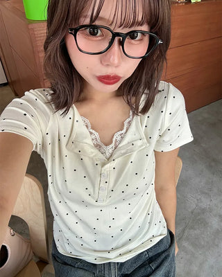Dot lace detail short-sleeved T-shirt