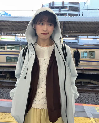 Hooded windbreaker jacket