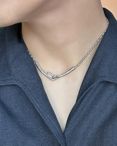 (Unisex) V-Point Necklace