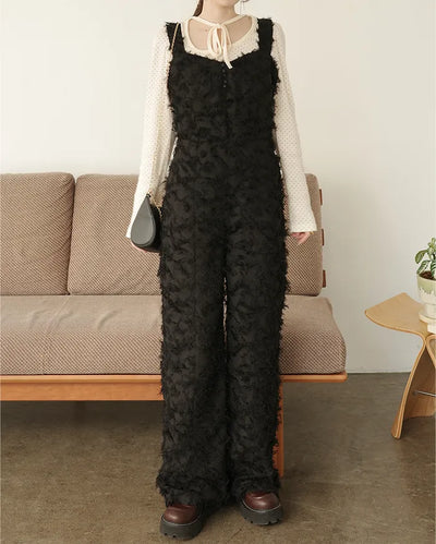 (ORIGINAL) Heart Neck Feather Jumpsuit