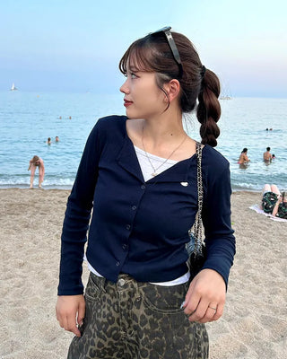 Layered pendant point cardigan