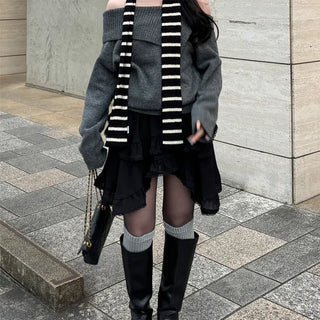 Asymmetrical mini skirt