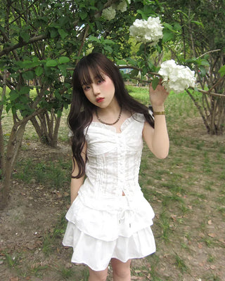 Shirred lace half-sleeve blouse