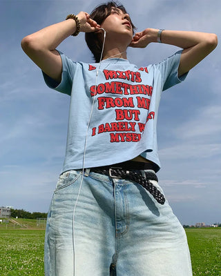 Color lettering cropped short-sleeved T-shirt