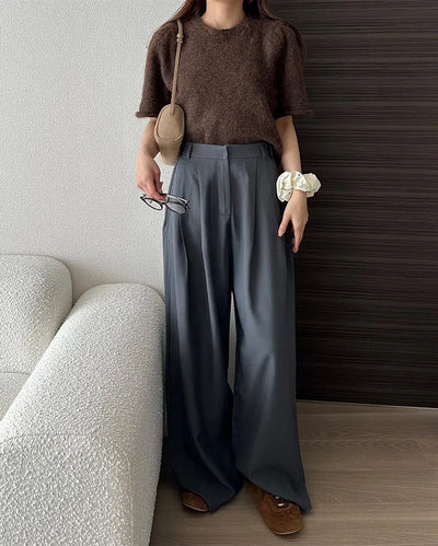 High-waisted, pleated long wide slacks