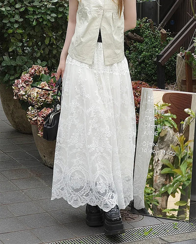 Lace detail long skirt