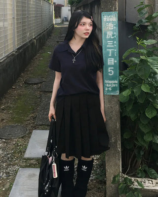 Round collar short-sleeve T-shirt