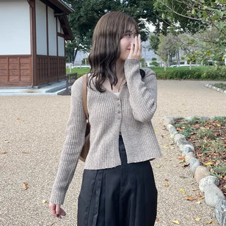 Pointed button rib knit cardigan