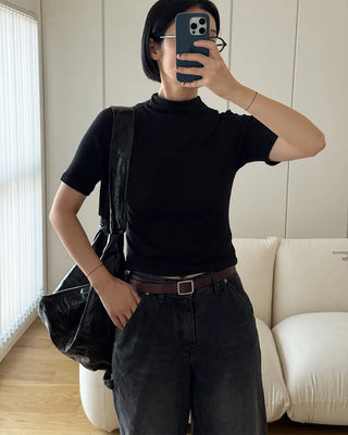 Half-neck short-sleeved T-shirt