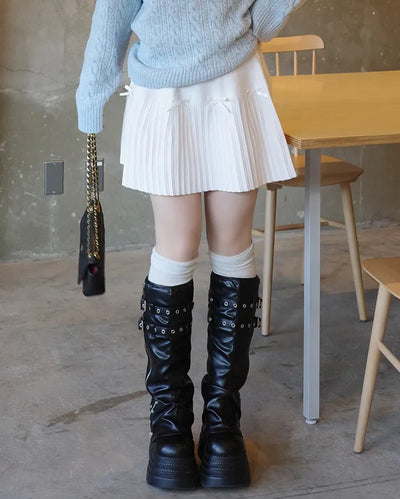Ribbon detail pleated mini skirt