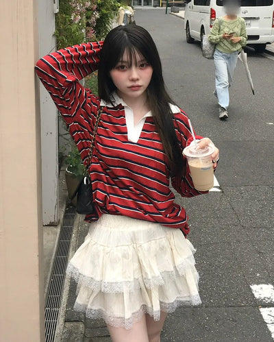 Half-open collar border T-shirt