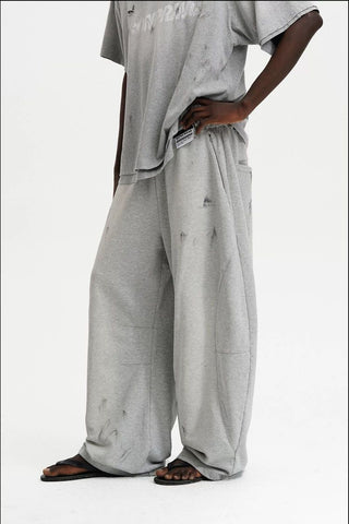 [MASONPRINCE] Paint Print Curved Wide Sweatpants