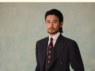 [CULTUM] 1930s Pinstripe Double-Breasted Peak Lapel Suit