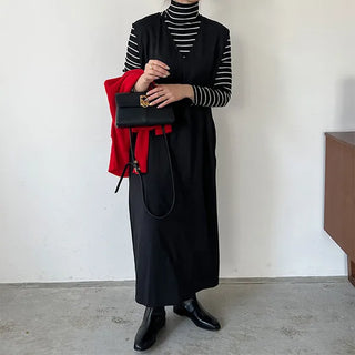 Big V-neck dress
