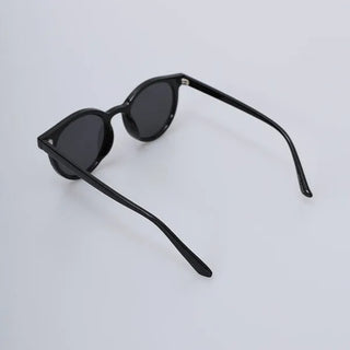 Round sunglasses