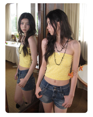 [NECY] Flower Rhinestone Hip Line Denim Shorts