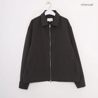 Basic color blouson