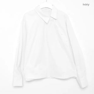 Cross-button blouse