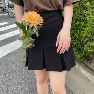 Pleated mini skirt