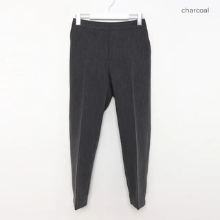 Straight slim slacks