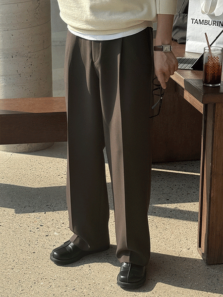 Again One-Pleat Slacks