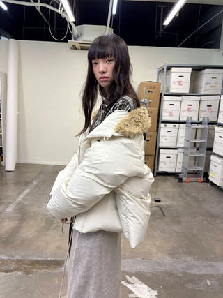 [NEVERSEEZ] Spliced Detachable Fur Collar Down Jacket