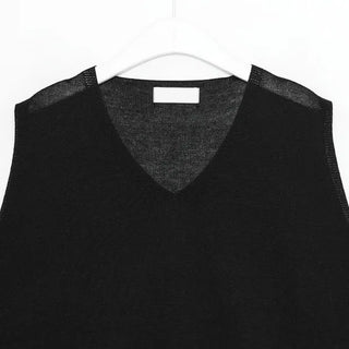 Oversized V-neck vest