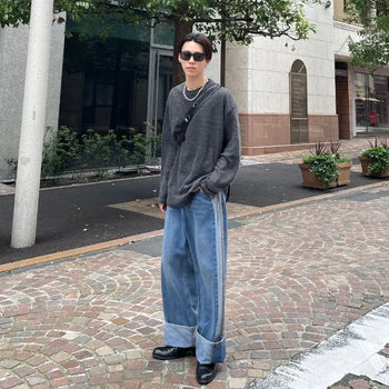 Side-colored denim pants