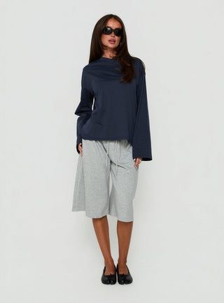Settle Down Long Sleeve V Neck Top Navy