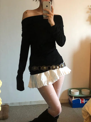 Flared skirt with ribbon