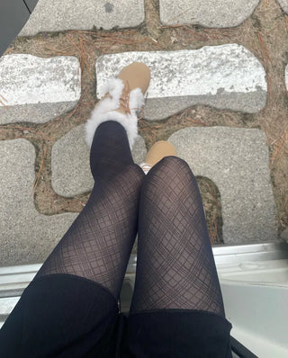 Checkered tights
