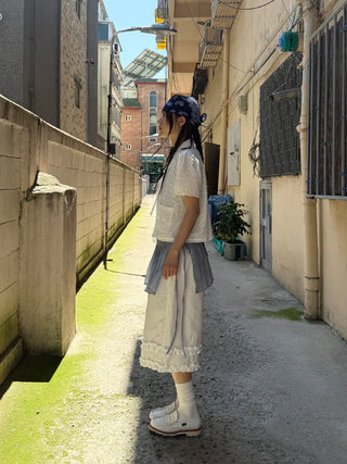 elly frill bermuda pants