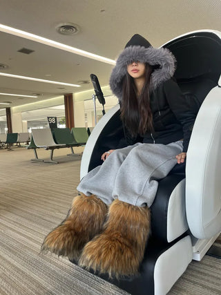 Fur long boots
