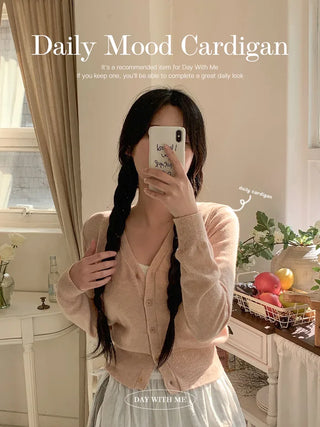 Wool cashmere V-neck pink knit cardigan