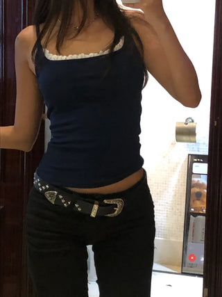 Star stud buckle leather belt