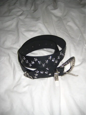 Star stud buckle leather belt