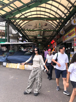 Leopard print wide-leg pants