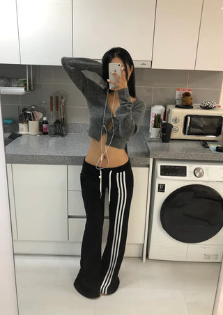 Cropped knit cardigan