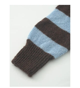 (2 colors) V-neck striped knit