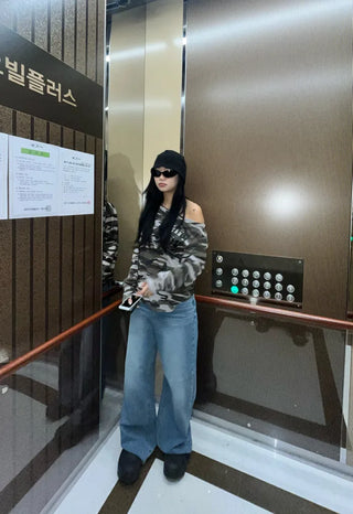 Off-shoulder military T-shirt