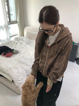 Gal zip-up hoodie