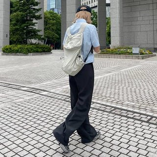Casual zippered backpack