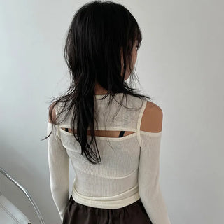 three cutout T (3c)