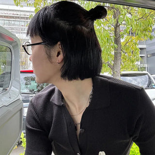 Oval frame glasses