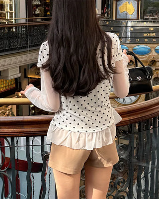 Dot lace layered short-sleeved T-shirt